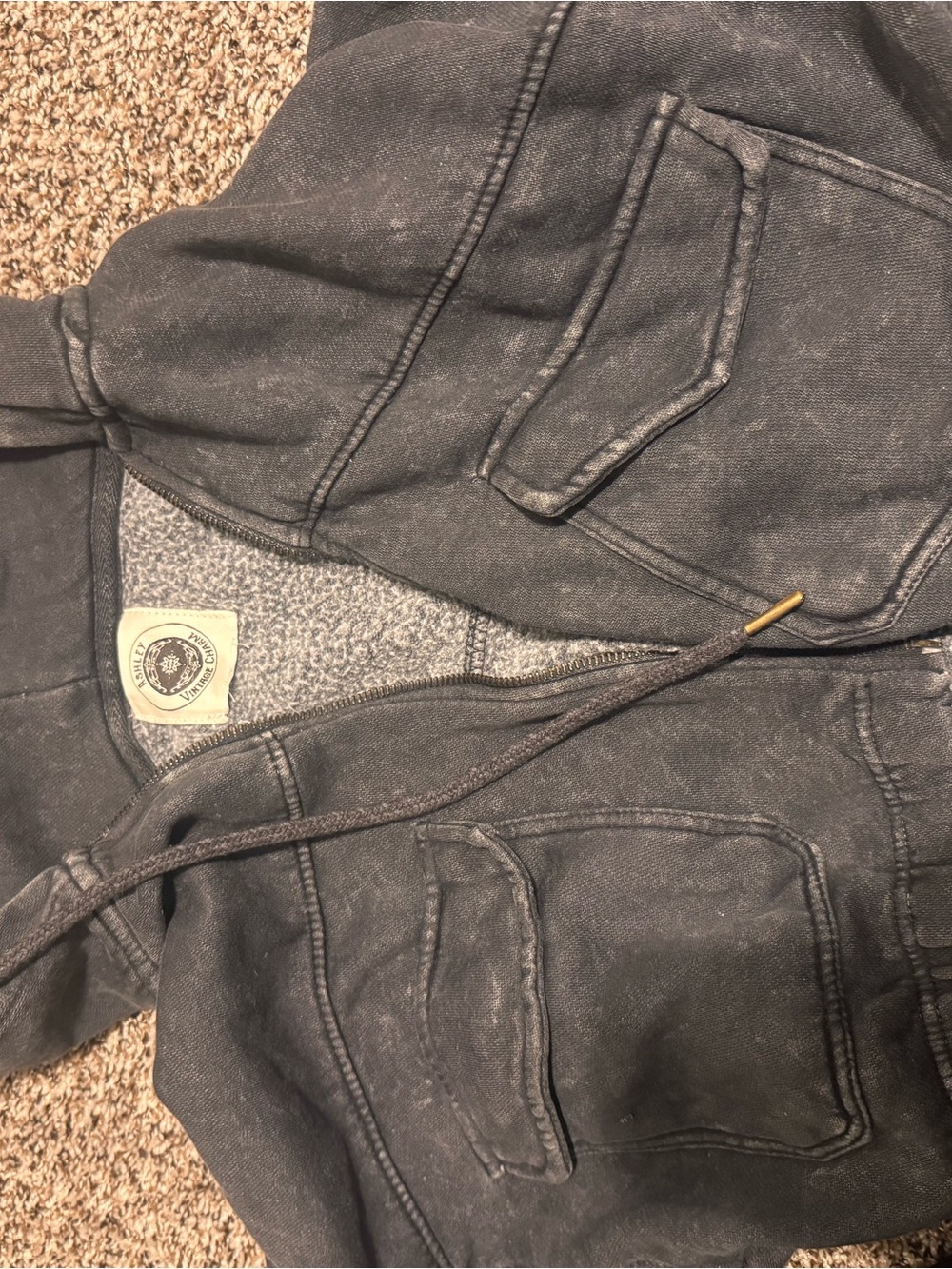 Women's Black Cropped Zip Hoodie with Front Pockets